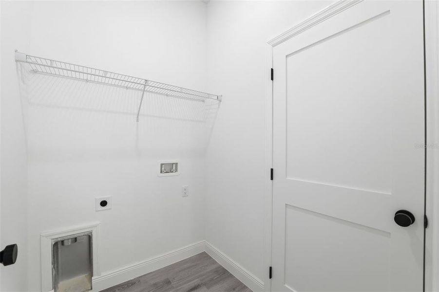 Spacious, unfurnished interior of a new home in , Ocala (Image 33).