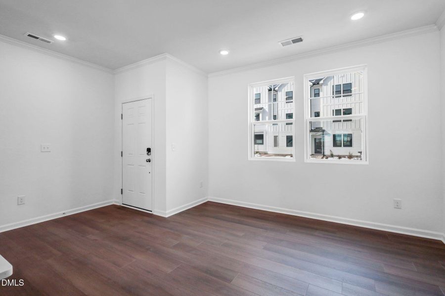 SUN_ElmGrove_Pic_Jackson_QMI_17_Great_5o