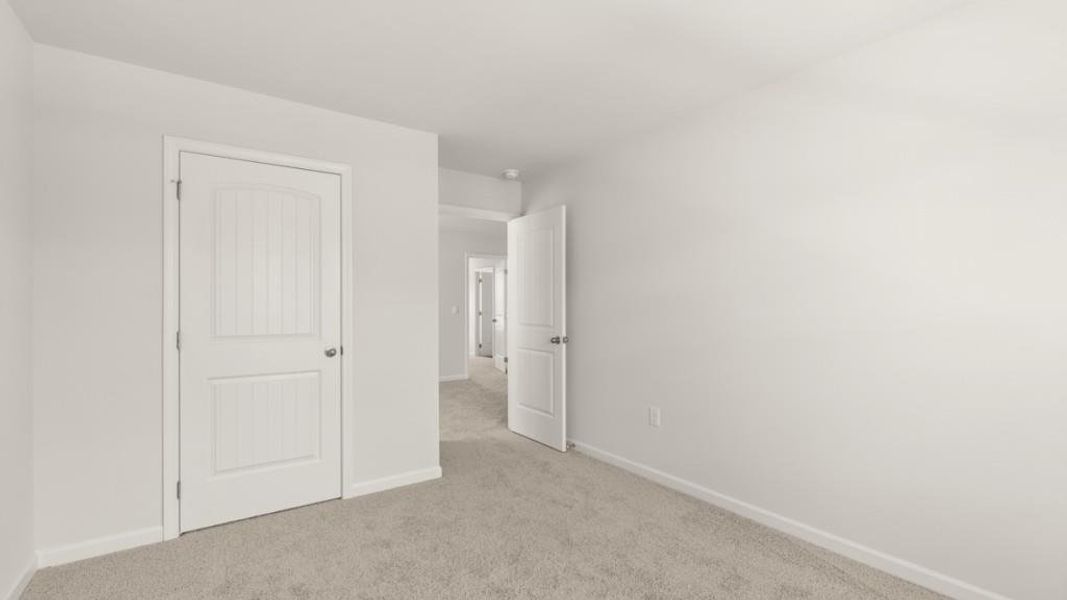 Spacious, unfurnished interior of a new home in Braselton Village, Braselton (Image 20).