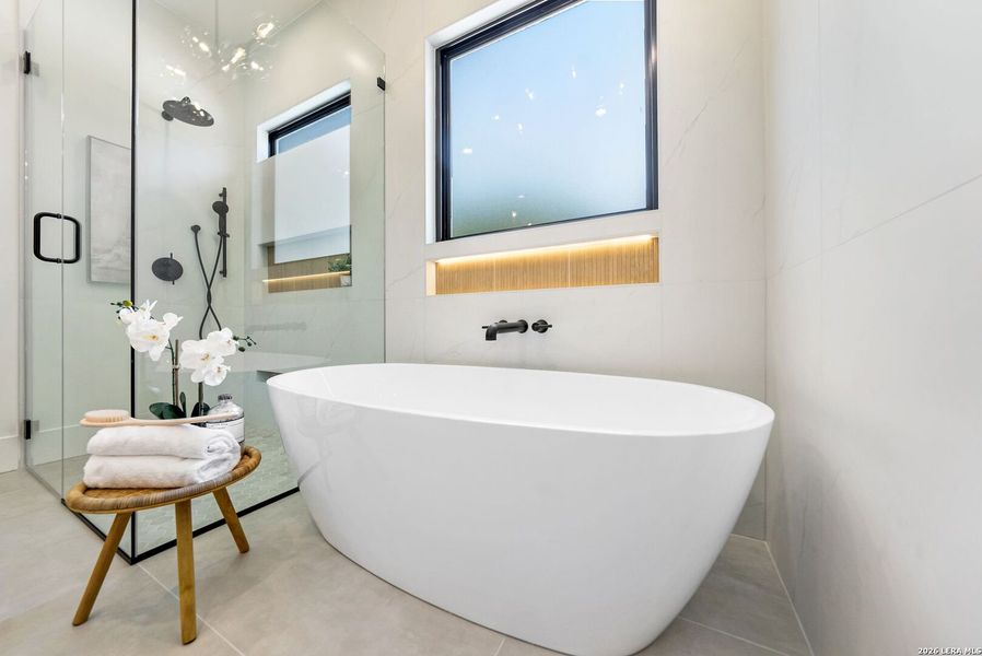 Furnished interior view inside a new home in , Boerne (Image 56).