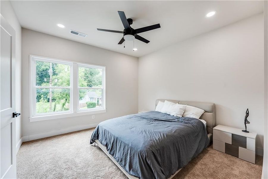 Furnished interior view inside a new home in , Atlanta (Image 33).