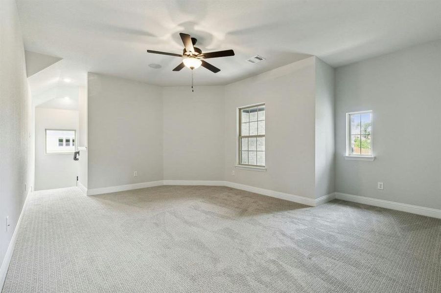 Spacious, unfurnished interior of a new home in Westside Preserve, Midlothian (Image 25). Spacious, unfurnished interior of a new home in Westside Preserve, Midlothian (Image 25).