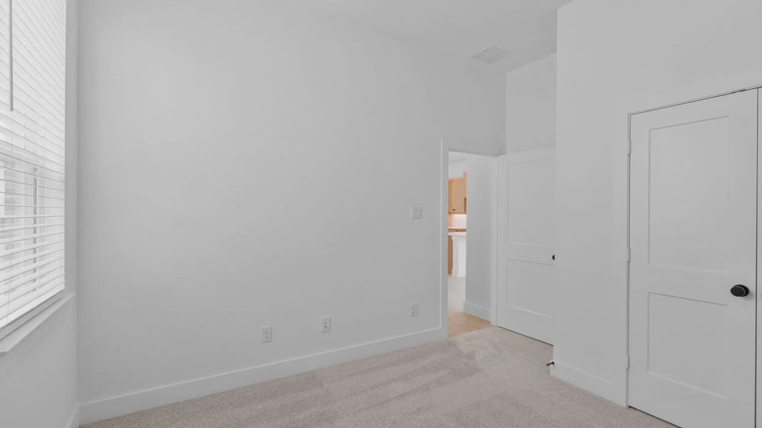 Spacious, unfurnished interior of a new home in Evergreen 40s, Conroe (Image 21). Spacious, unfurnished interior of a new home in Evergreen 40s, Conroe (Image 21).