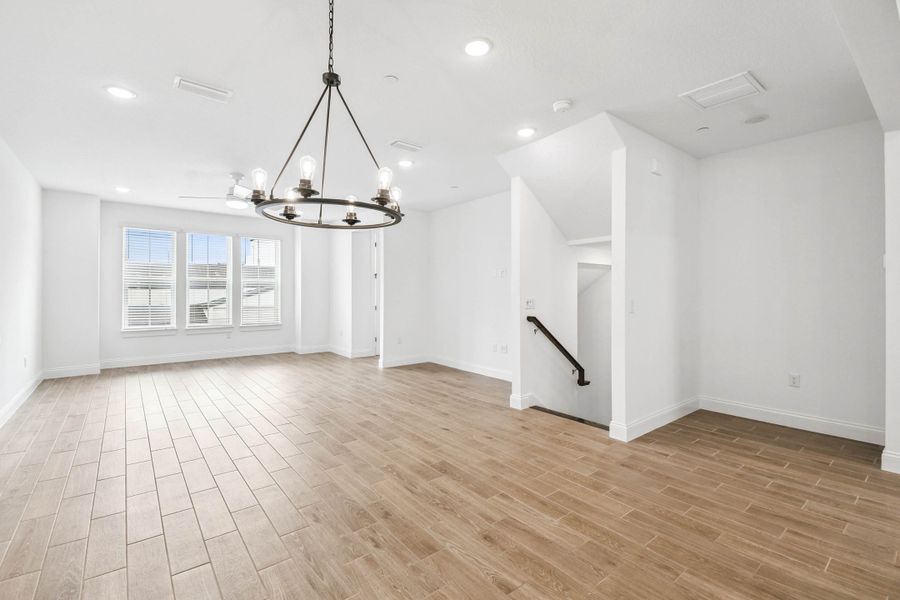 Dining Area Dining Area