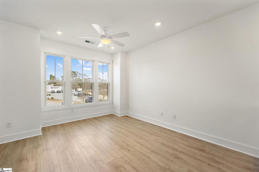 Spacious, unfurnished interior of a new home in Renaissance Place, Greenville (Image 16).