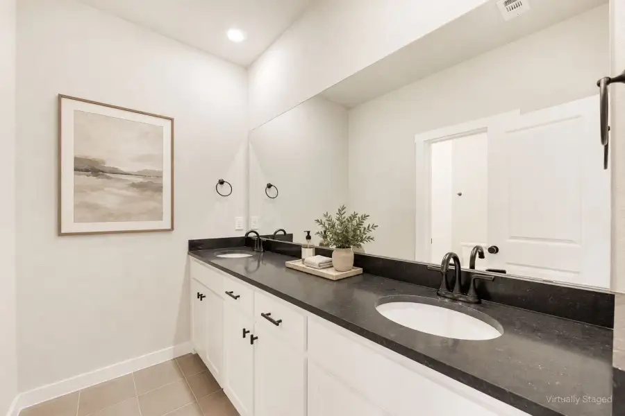 Furnished interior view inside a new home in Ten Mile Creek, Celina (Image 19).
