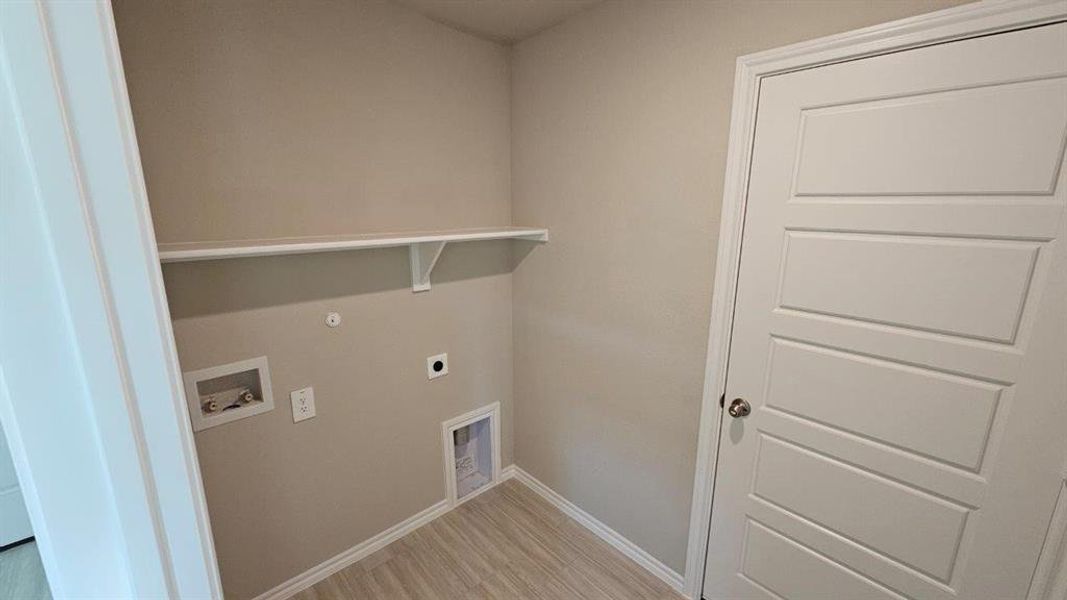 Spacious, unfurnished interior of a new home in Monarch at the Meadows, Ponder (Image 8). Spacious, unfurnished interior of a new home in Monarch at the Meadows, Ponder (Image 8).