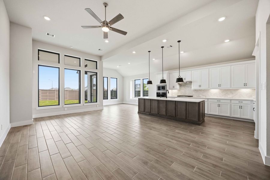 Spacious, unfurnished interior of a new home in Austin Point, Richmond (Image 16).