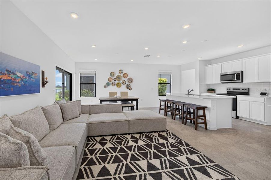 Furnished interior view inside a new home in , Sarasota (Image 7).