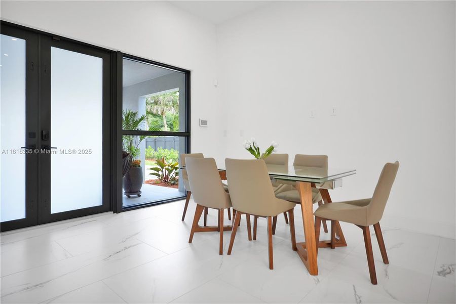 Furnished interior view inside a new home in , Naples (Image 14).