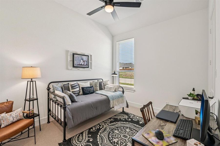 Furnished interior view inside a new home in Ridge Crossing, Waxahachie (Image 11).