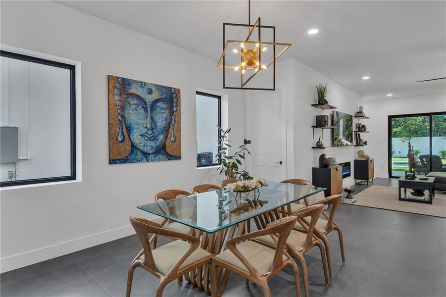 Furnished interior view inside a new home in , Orlando (Image 47).