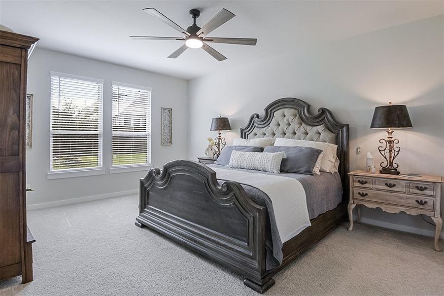 Furnished interior view inside a new home in Dove Hollow, Waxahachie (Image 26).