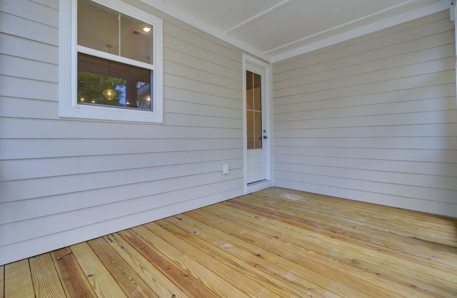 Exterior details and patio area of a home in , Johns Island (Image 27).