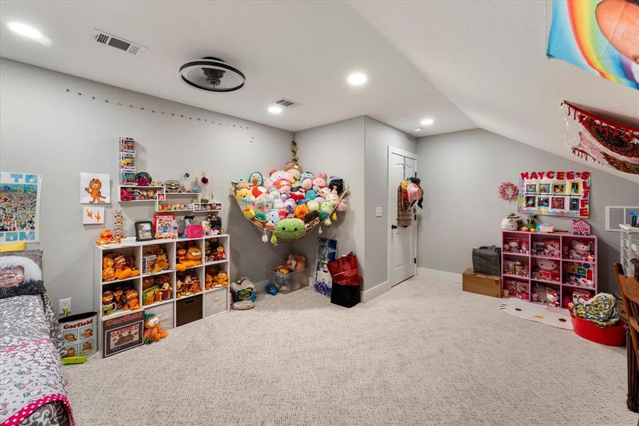 one of two upstairs bunkrooms, flex space to add en-suite bathrooms