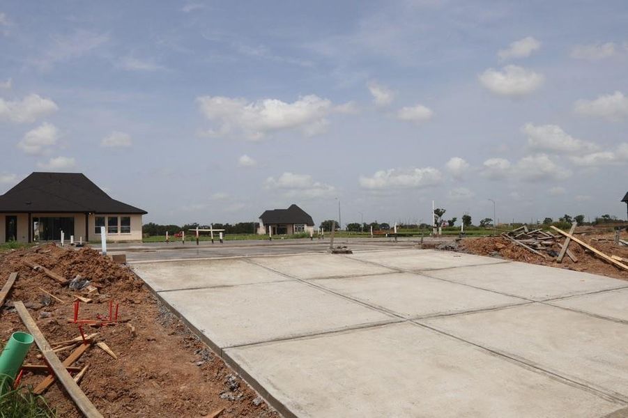 Every foundation at DWH is engineered and it’s inspected three times! We do not do “batch” testing. Rest easy knowing your foundation comes with a 10 year warranty. Every foundation at DWH is engineered and it’s inspected three times! We do not do “batch” testing. Rest easy knowing your foundation comes with a 10 year warranty.