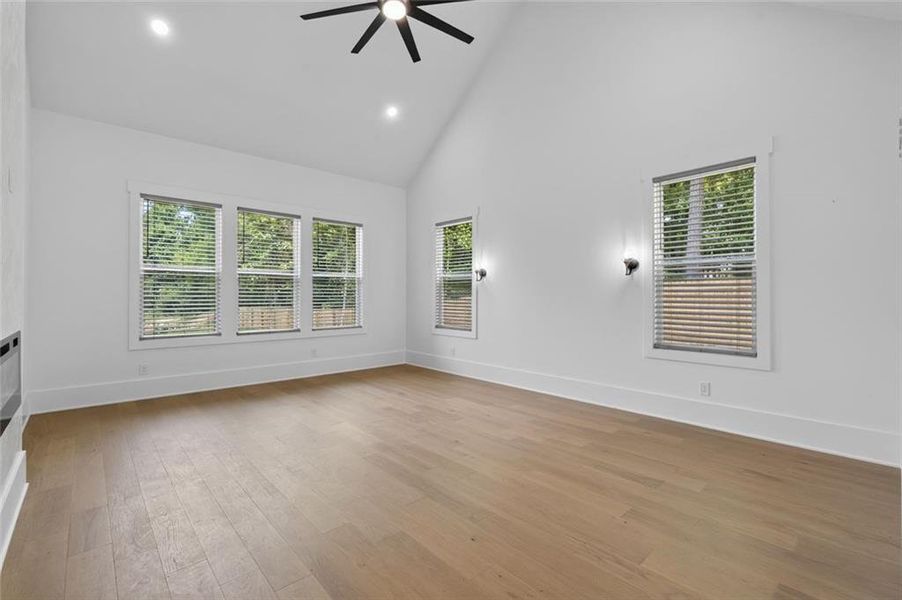 Spacious, unfurnished interior of a new home in , Bethlehem (Image 76).