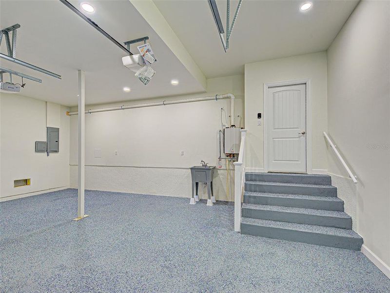 Spacious, unfurnished interior of a new home in , Placida (Image 68). Spacious, unfurnished interior of a new home in , Placida (Image 68).