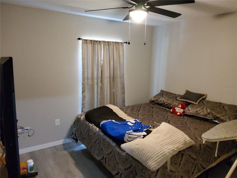 Furnished interior view inside a new home in , Ocklawaha (Image 29).