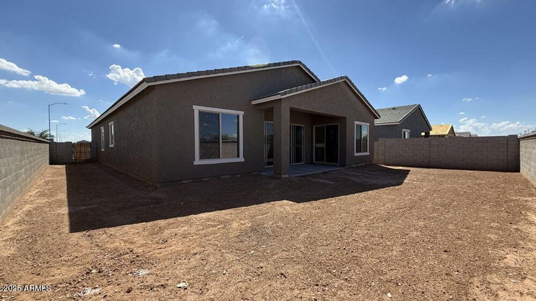 033 - Backyard - Corner Lot - No Neighbo 033 - Backyard - Corner Lot - No Neighbo