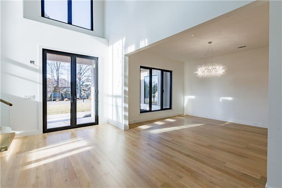 Spacious, unfurnished interior of a new home in , Suwanee (Image 87).