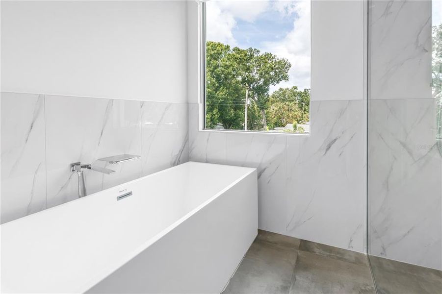 Furnished interior view inside a new home in , Sarasota (Image 35).