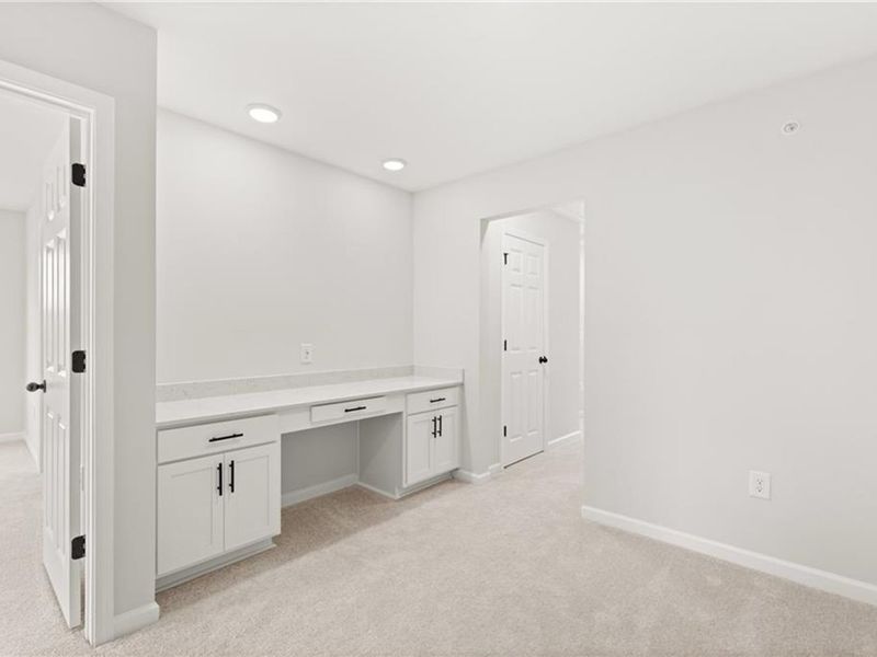 Spacious, unfurnished interior of a new home in Hemingway, Cumming (Image 13).