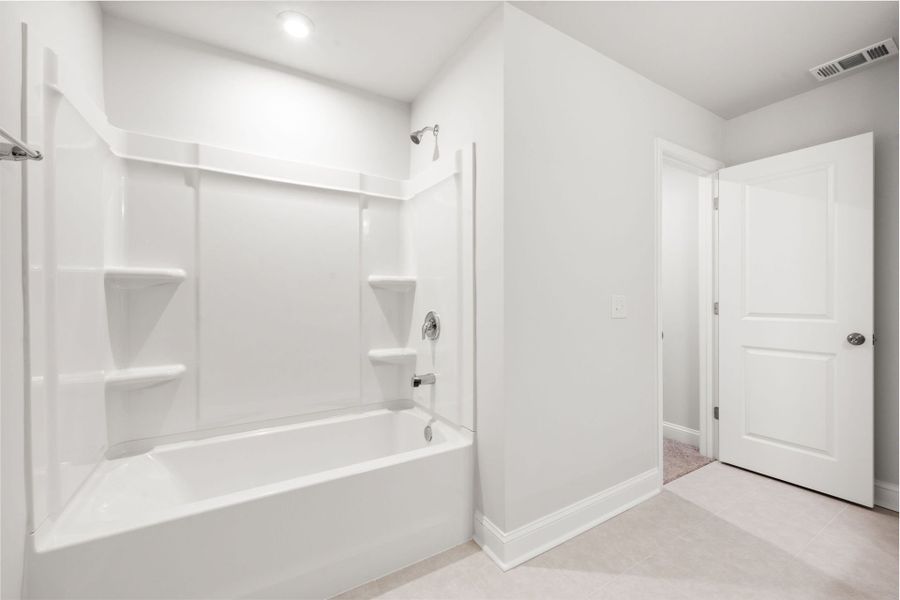 Furnished interior view inside a new home in Waterways, Richmond Hill (Image 10). Furnished interior view inside a new home in Waterways, Richmond Hill (Image 10).