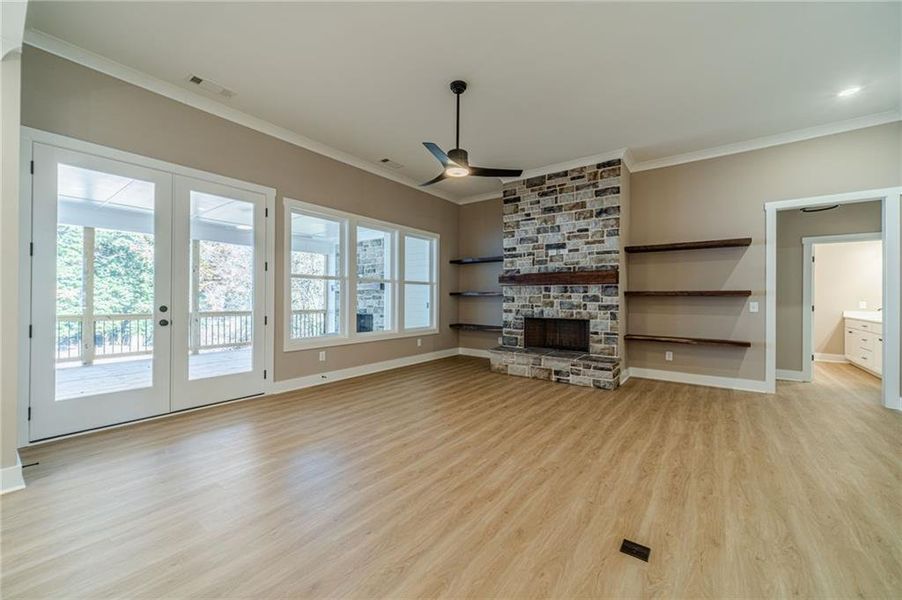 Spacious, unfurnished interior of a new home in , Monroe (Image 46).