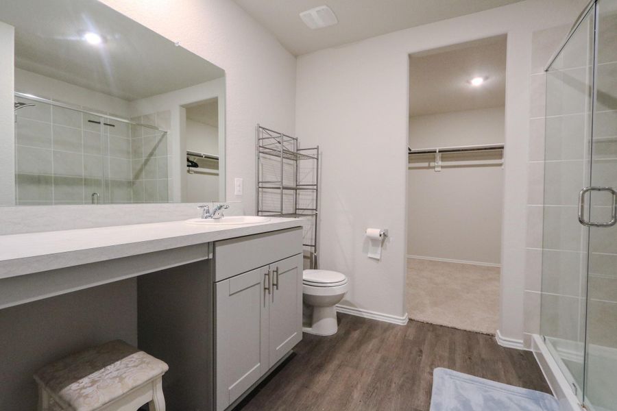 Primary bathroom with upgraded shower place. Primary bathroom with upgraded shower place.