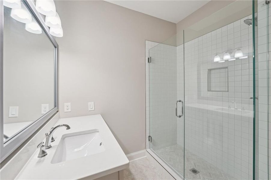 Furnished interior view inside a new home in The Reserve At Governors Towne Club, Acworth (Image 44). Furnished interior view inside a new home in The Reserve At Governors Towne Club, Acworth (Image 44).