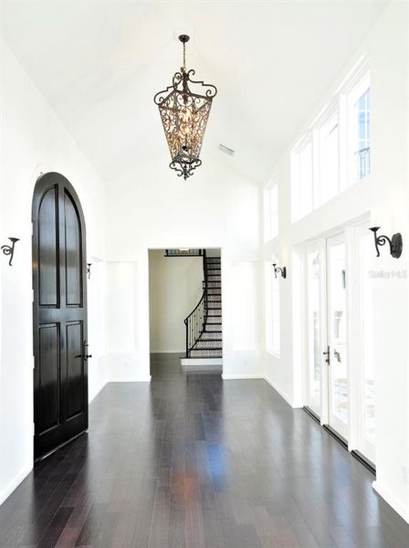 Spacious, unfurnished interior of a new home in , Sarasota (Image 7). Spacious, unfurnished interior of a new home in , Sarasota (Image 7).