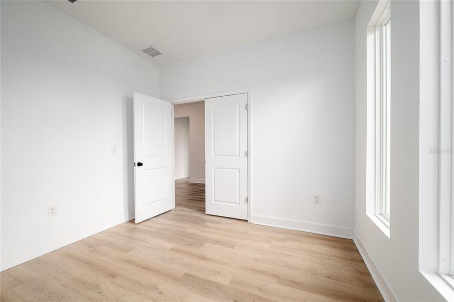 Spacious, unfurnished interior of a new home in , North Port (Image 38).