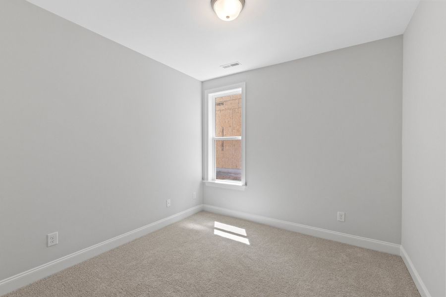 Representative unfurnished interior of a home built from the The Ellery by RobuckHomes in Baylee Ridge, Selma (Image 99).