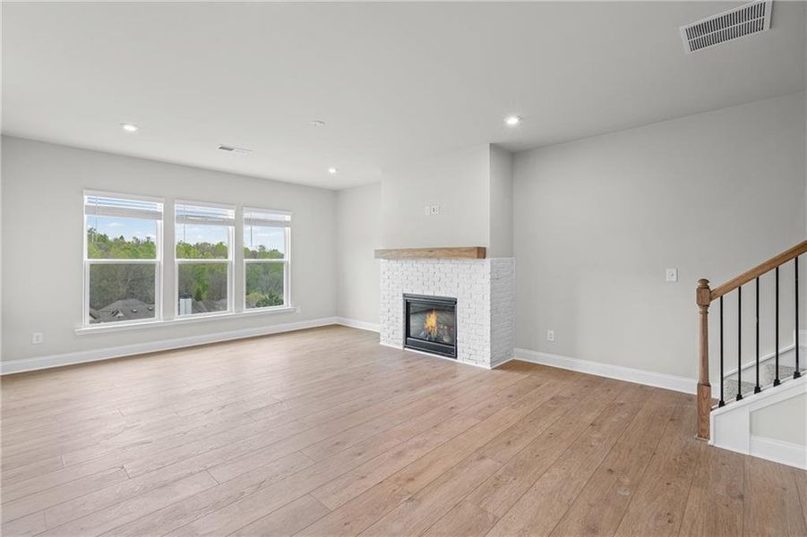 Spacious, unfurnished interior of a new home in Rose Creek, Cumming (Image 15). Spacious, unfurnished interior of a new home in Rose Creek, Cumming (Image 15).
