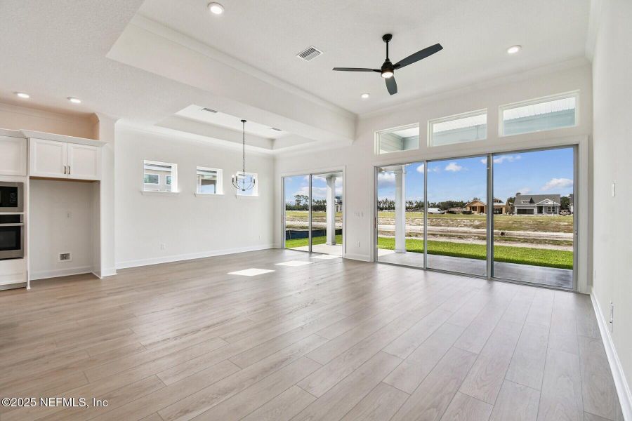 Spacious, unfurnished interior of a new home in Seven Pines 50' Front Entry, Jacksonville (Image 19).
