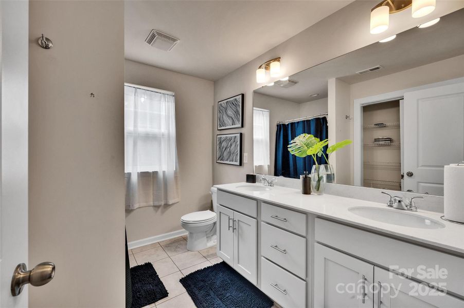 Furnished interior view inside a new home in , Charlotte (Image 7).