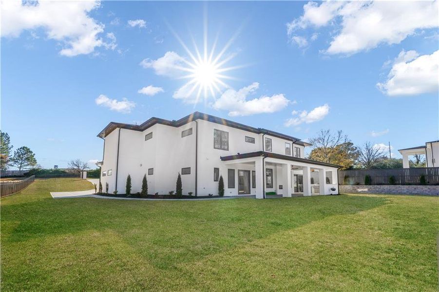 Exterior details and patio area of a home in , Lawrenceville (Image 37).