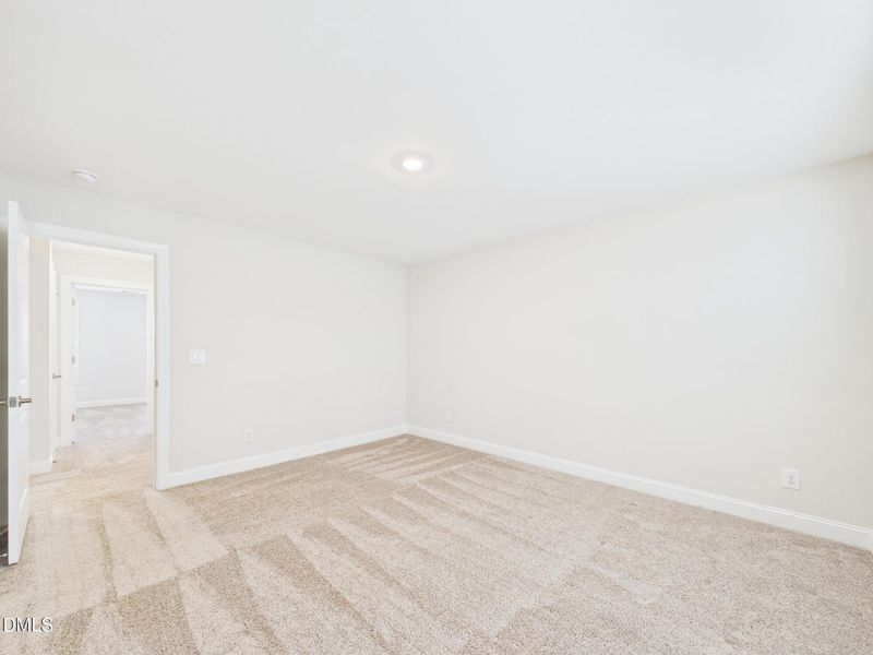 CAM01608G0-PR0122-STILL050