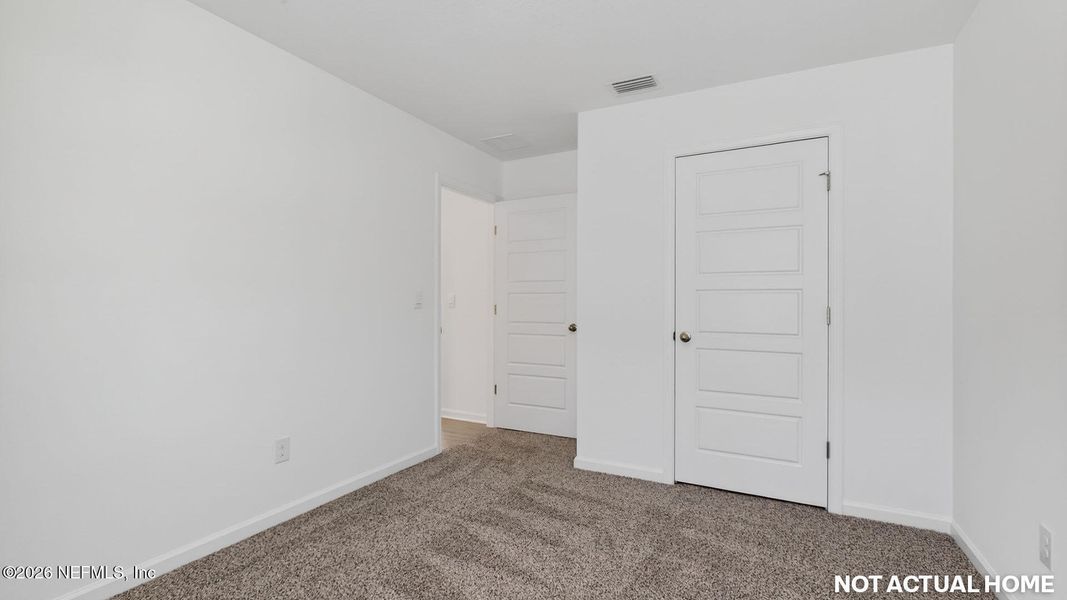 Spacious, unfurnished interior of a new home in Copes Landing, Jacksonville (Image 25).