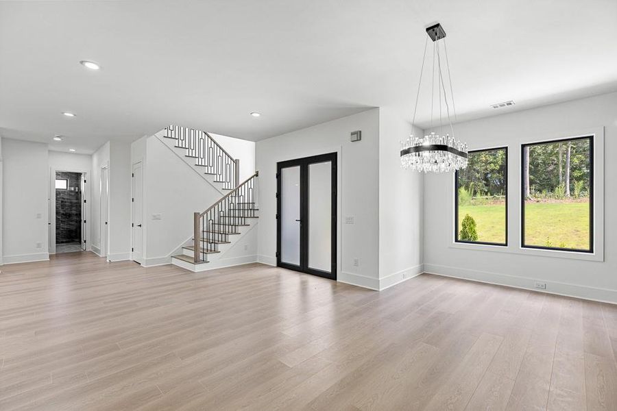 Spacious, unfurnished interior of a new home in , Jefferson (Image 16).