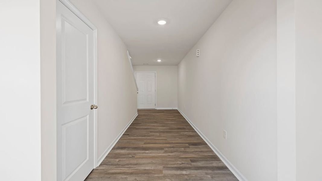 Spacious, unfurnished interior of a new home in Baxter Village, Boiling Springs (Image 15).