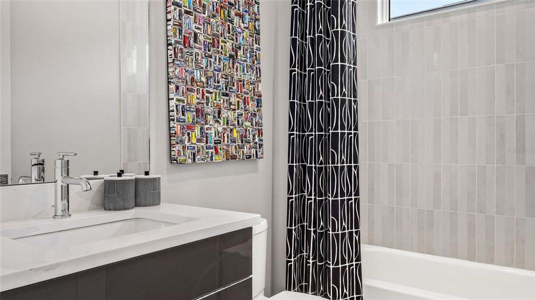 Close-up of interior finishes inside a home in , Lady Lake (Image 19).