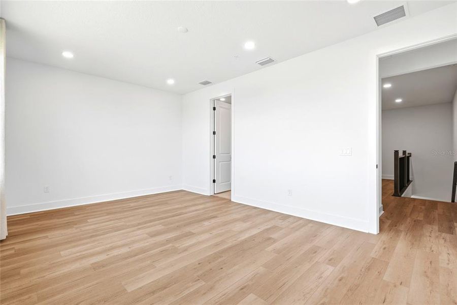 Spacious, unfurnished interior of a new home in , Seminole (Image 18). Spacious, unfurnished interior of a new home in , Seminole (Image 18).