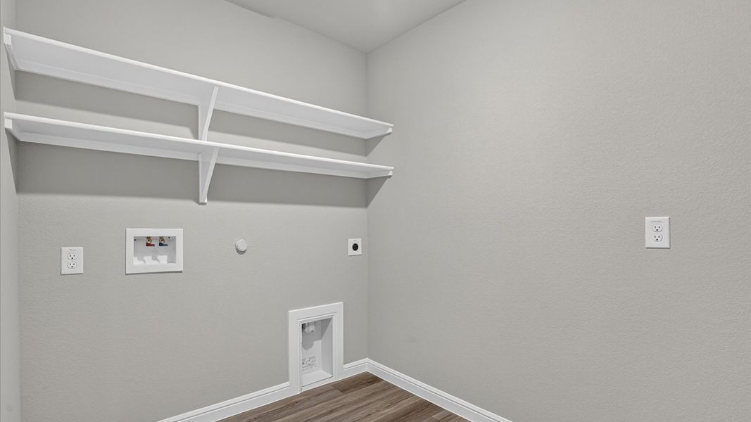 Spacious, unfurnished interior of a new home in Sandstone Estates, Granbury (Image 24).