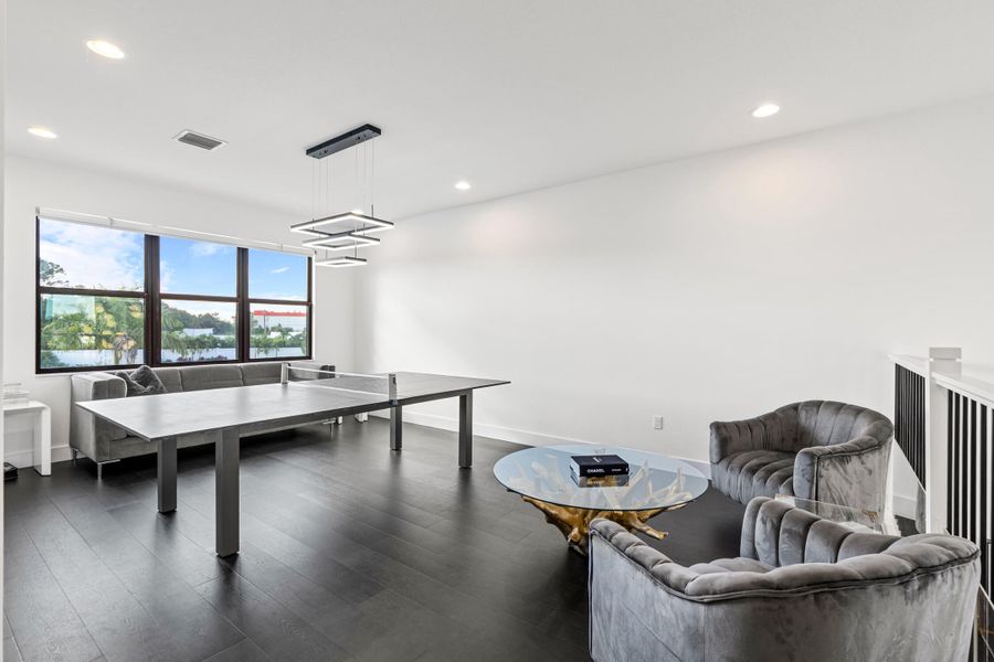 Loft Loft