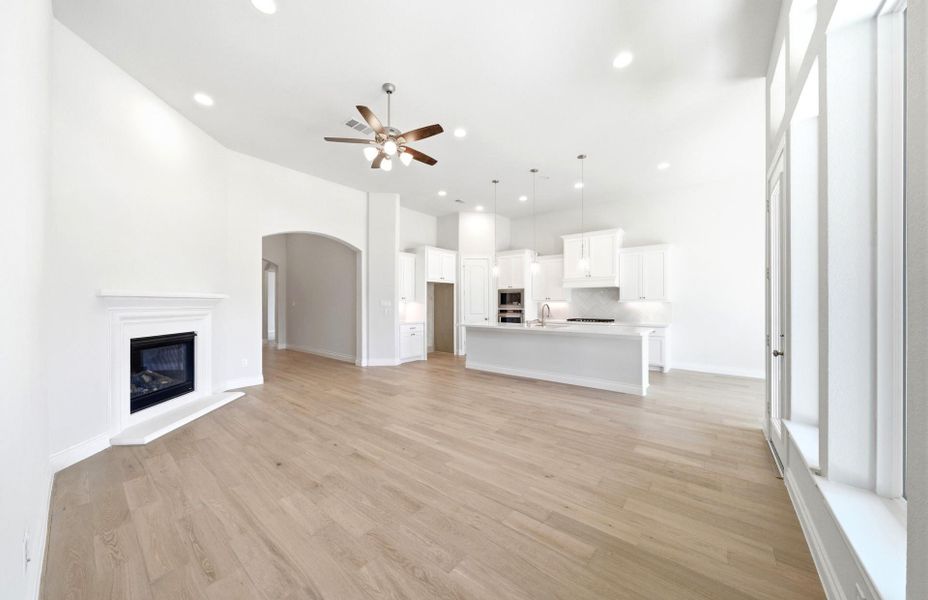 Spacious, unfurnished interior of a new home in The Highlands 55′, Porter (Image 21).