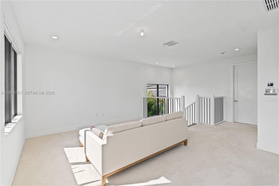 Great loft area for family gathering area