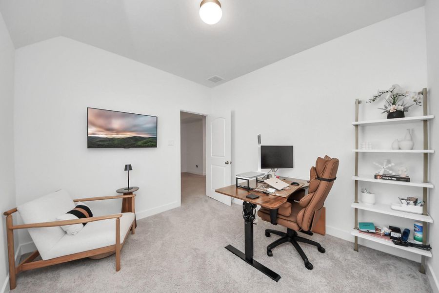 Furnished interior view inside a new home in Candela, Richmond (Image 33).