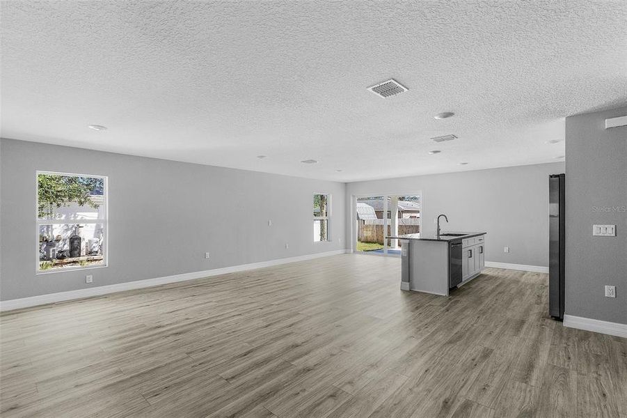 Spacious, unfurnished interior of a new home in , North Port (Image 11).